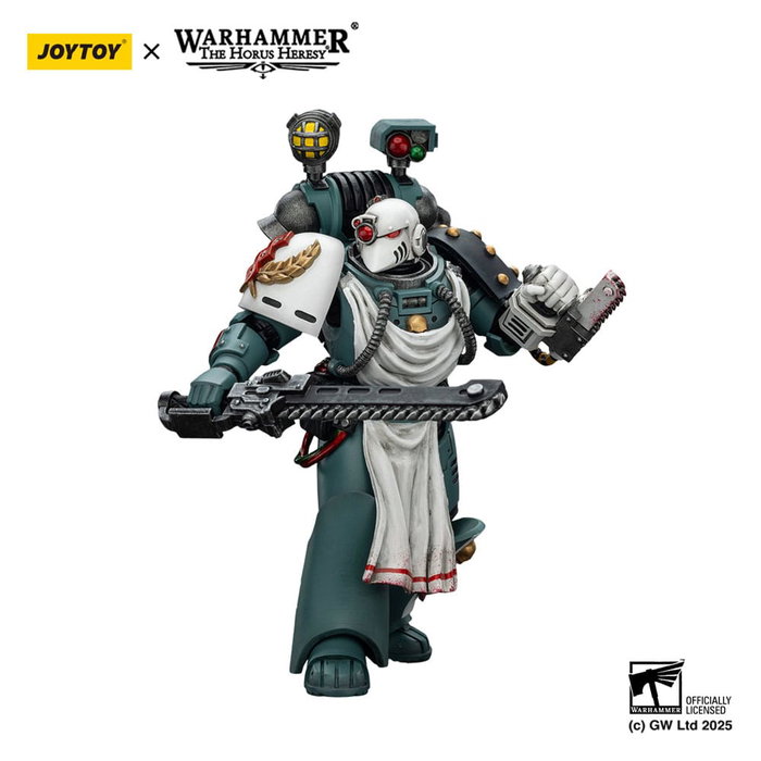Warhammer 40,000: Sons of Horus figurine Legion Apothecary 12 cm