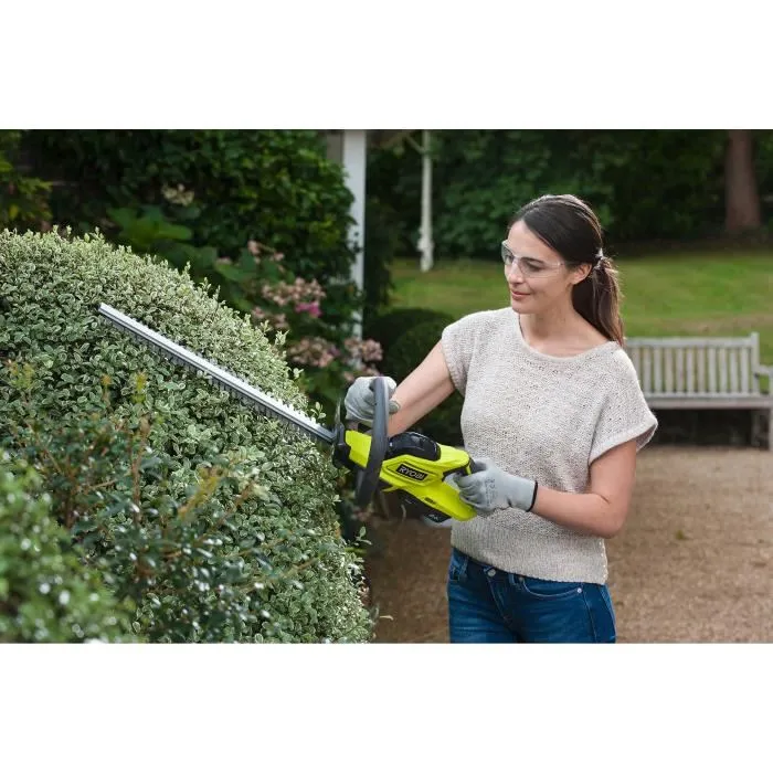 Ryobi Taille-haies sans Fil OHT1845 18V ONE+, Lames 45 cm, Double Action, Poignée Ergonomique, Compatible HedgeSweep - Sans Batterie Ni Chargeur Ryobi Taille-haies sans Fil OHT1845 18V ONE+, Lames 45 cm, Double Action, Poignée Ergonomique, Compatible HedgeSweep - Sans Batterie Ni Chargeur