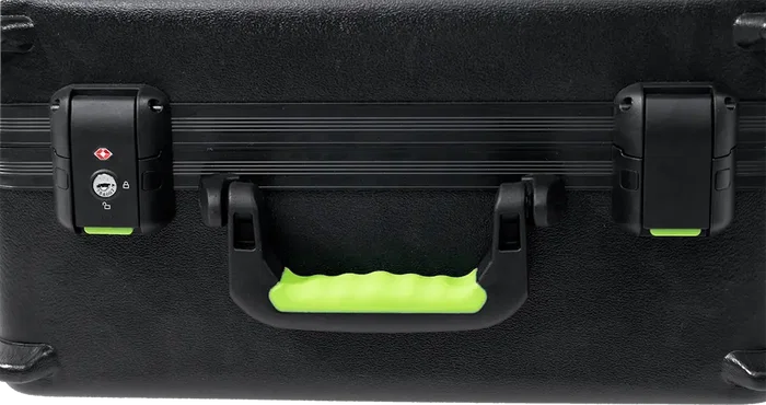 SBG Mallette de transport en polyéthylène pour 30 microphones avec fermeture TSA SBG Mallette de transport en polyéthylène pour 30 microphones avec fermeture TSA