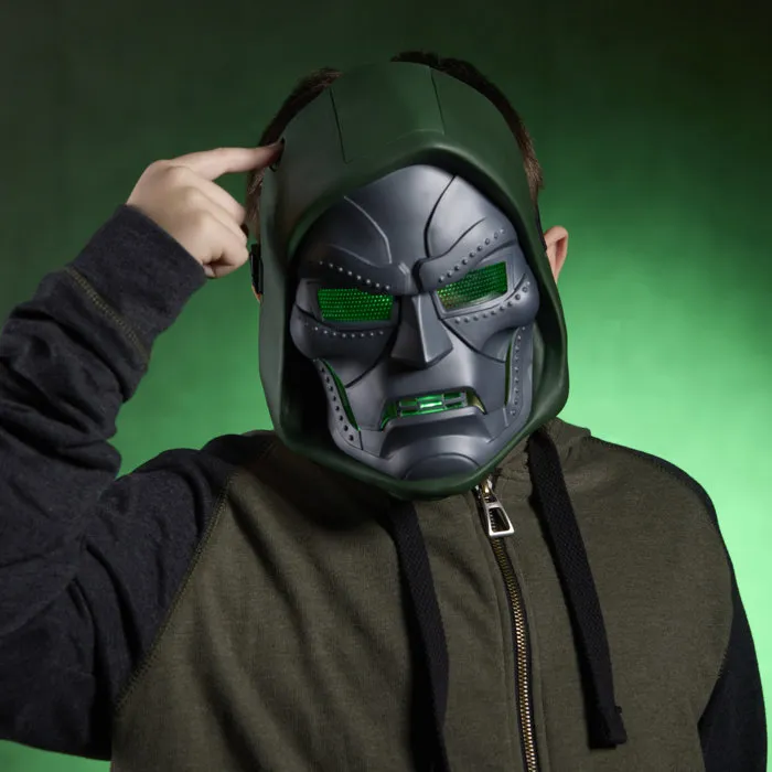 Hasbro Masque Dr. Doom Avengers Doomsday
