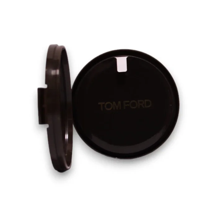 Tom Ford Traceless Fond de teint compact 10 Lin SPF 45 Tom Ford Traceless Fond de teint compact 10 Lin SPF 45