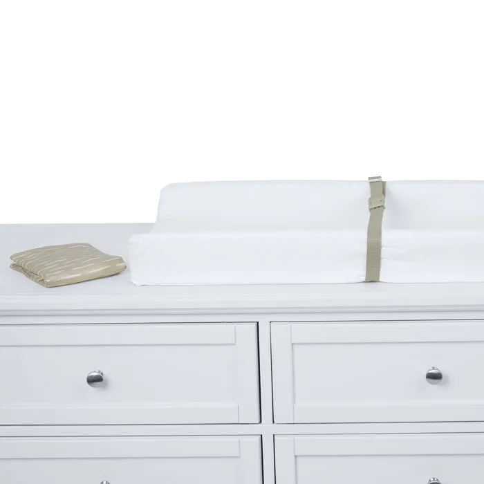 Ingenuity Matelas à langer Cozy Clean beige avec harnais de sécurité Ingenuity Matelas à langer Cozy Clean beige avec harnais de sécurité