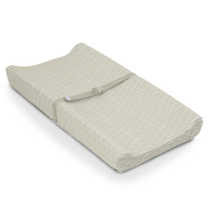 Ingenuity Matelas à langer Cozy Clean beige avec harnais de sécurité Ingenuity Matelas à langer Cozy Clean beige avec harnais de sécurité