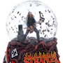 Nemesis Now Boule à neige Stranger Things Eddie's Sacrifice 14 cm