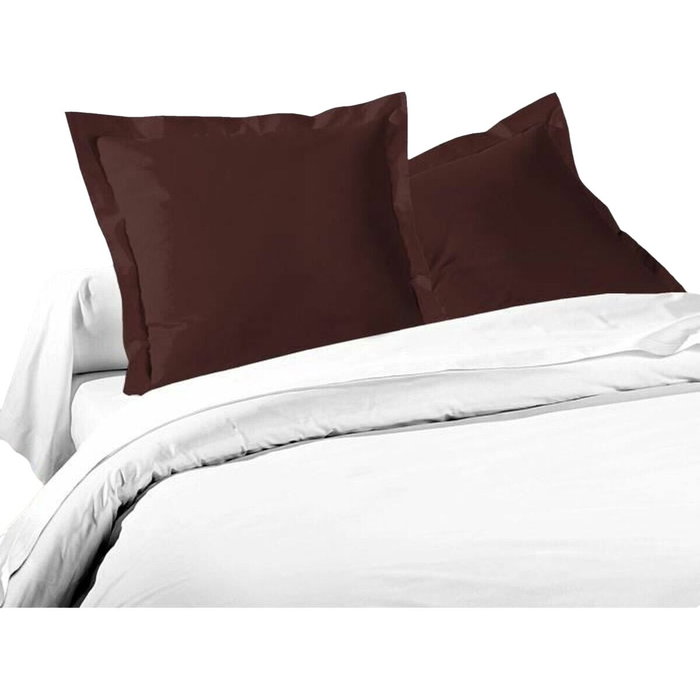 Lovely Home Lot de 2 taies d'oreiller Marron chocolat 63 x 63 cm Lovely Home Lot de 2 taies d'oreiller Marron chocolat 63 x 63 cm