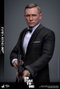 Hot Toys Movie Masterpiece figurine 1/6 James Bond 30 cm