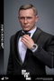 Hot Toys Movie Masterpiece figurine 1/6 James Bond 30 cm