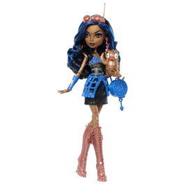 MATTEL Monster High Poupée Reproduction Robecca Steam avec Pingouin Mécanique Captain Penny et Accessoires, Âge 6 ans et plus