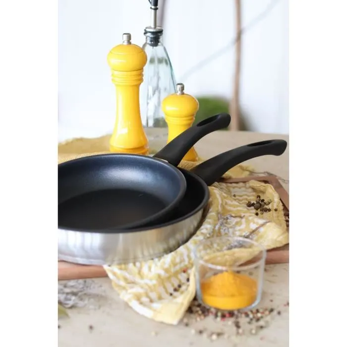 Menastyl 6020247 - Poêle en acier inoxydable 28 cm compatible induction et tous feux Menastyl 6020247 - Poêle en acier inoxydable 28 cm compatible induction et tous feux