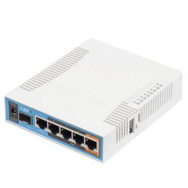 MikroTik RouterBOARD hAP ac Routeur sans fil dual band 2.4GHz & 5GHz Gigabit Ethernet avec ports USB 2.0 et support 3G/4G pour modem