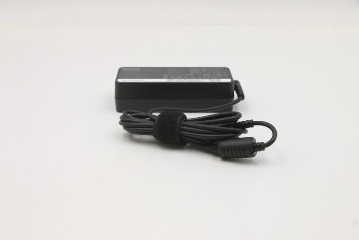 Lenovo Adaptateur Secteur 65W 20V/3.25A avec Connecteur Slim Tip, 100-240V, Efficacité 89%, Compatible ThinkPad IdeaPad Yoga ThinkCentre