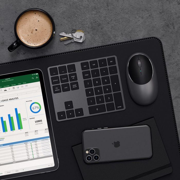 Satechi Clavier numérique Bluetooth étendu avec pavé numérique, flèches de navigation, touches de raccourci MacOS et recharge USB-C - Gris sidéral