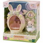Sylvanian Families 5802 - La Cachette aux Oeufs - Coffret avec Bébé Lapin Marguerite Articulé, Panier et Oeufs - Jouet d'Imagination pour Enfants dès 3 Ans