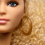 Mattel Barbie Signature Basic, Poupée Blonde aux Cheveux Bouclés et Pantalon Évasé, Pour Enfants de 3 Ans et Plus