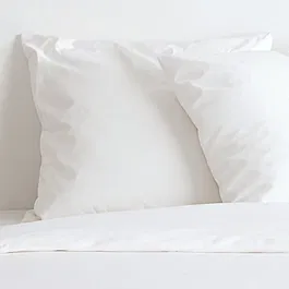 Today Parure de lit Essential effet lavé blanc - Housse de couette 220x240 cm + 2 taies 63x63 cm - 100% Polyester - Pratique et élégante