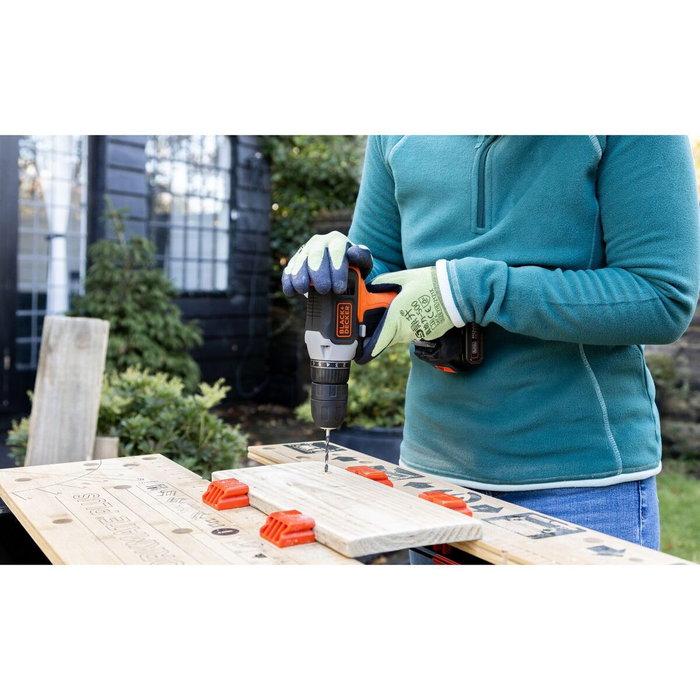 Black + Decker WM825-XJ Établi-étau Pliable Black + Decker WM825-XJ Établi-étau Pliable