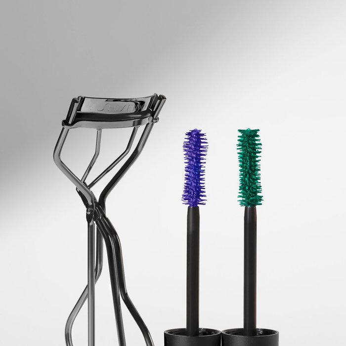 Shiseido Recourbe-cils - Courbure Spectaculaire et Relevé Impressionnant avec Coussinet Silicone, Tampon de Remplacement Inclus Shiseido Recourbe-cils - Courbure Spectaculaire et Relevé Impressionnant avec Coussinet Silicone, Tampon de Remplacement Inclus