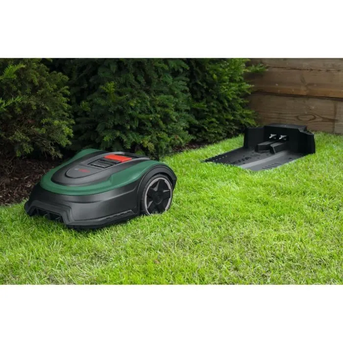 Bosch Indego M+ 700 Tondeuse robot autotractée pour jardin jusqu'à 700 m², coupe 19 cm avec 3 lames, hauteur max 30 mm, batterie incluse Bosch Indego M+ 700 Tondeuse robot autotractée pour jardin jusqu'à 700 m², coupe 19 cm avec 3 lames, hauteur max 30 mm, batterie incluse
