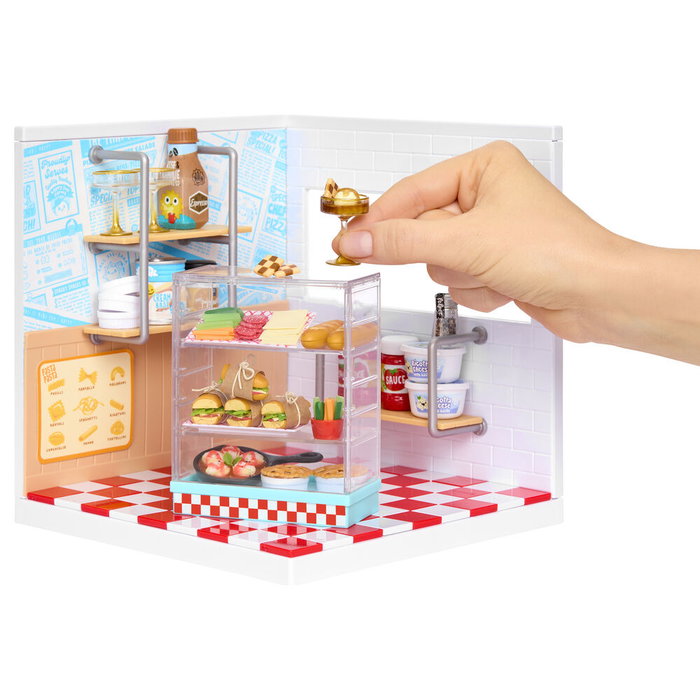 MGA Miniverse Make It Mini Spaces Pizzeria
