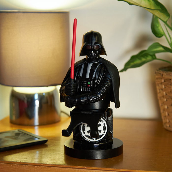 EXQUISITE GAMING Support de chargeur de téléphone Star Wars Dark Vador Un Nouvel Espoir Figure de 20 cm pour contrôleurs et smartphones