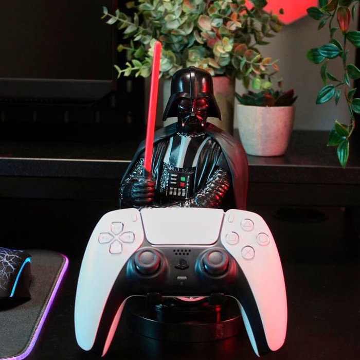 EXQUISITE GAMING Support de chargeur de téléphone Star Wars Dark Vador Un Nouvel Espoir Figure de 20 cm pour contrôleurs et smartphones