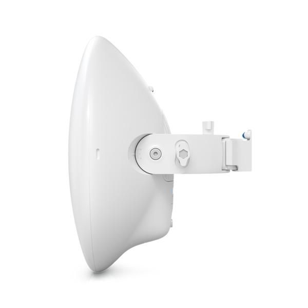 Ubiquiti Station PtMP 60 GHz avec technologie Wave, radio de secours 5 GHz, portée jusqu'à 5 km, support mode routeur et antenne GPS intégrée