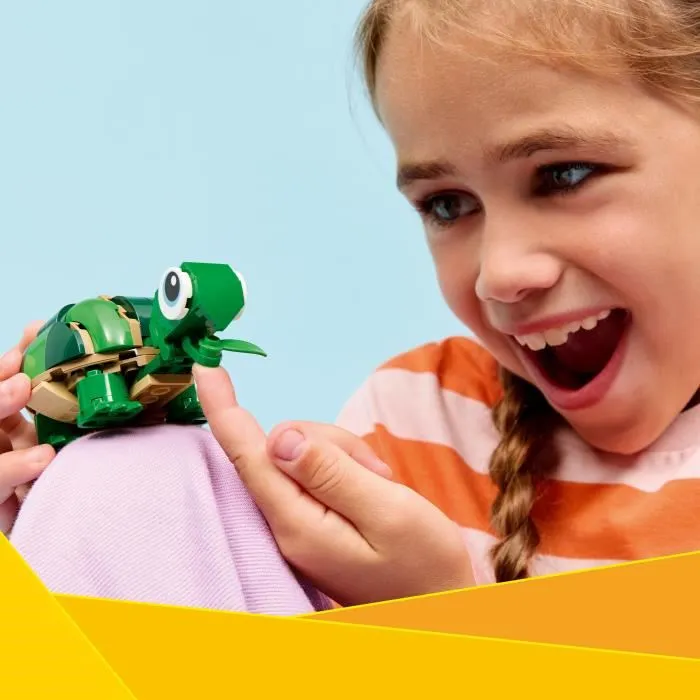 LEGO Creator 3-en-1 31377 - La Tortue et la Fleur de Nénuphar, Jouet de Construction 7 ans et plus, Transformable en Caméléon ou Grenouille