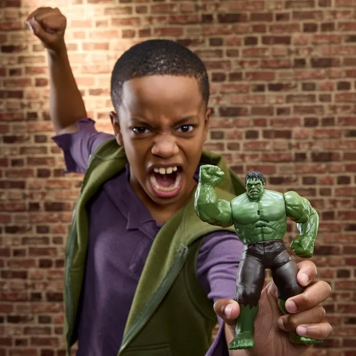 Hasbro Figurine électronique Hulk de 15 cm avec effets sonores