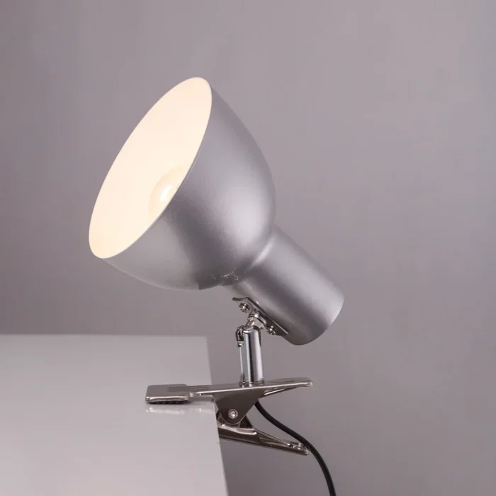 Pathein Lampe de Bureau Flexible avec Pince Métallique - SKD-T1003 - Pour Écritoire, Salon ou Restaurant Pathein Lampe de Bureau Flexible avec Pince Métallique - SKD-T1003 - Pour Écritoire, Salon ou Restaurant