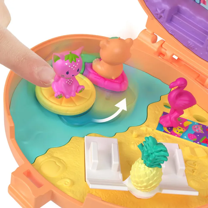 Mattel JKC79 Polly Pocket Coffret Ourson Tout Doux - Coffret en peluche amovible avec hamac oscillant, bain tournant et accessoires - Jouet pour enfants dès 4 ans