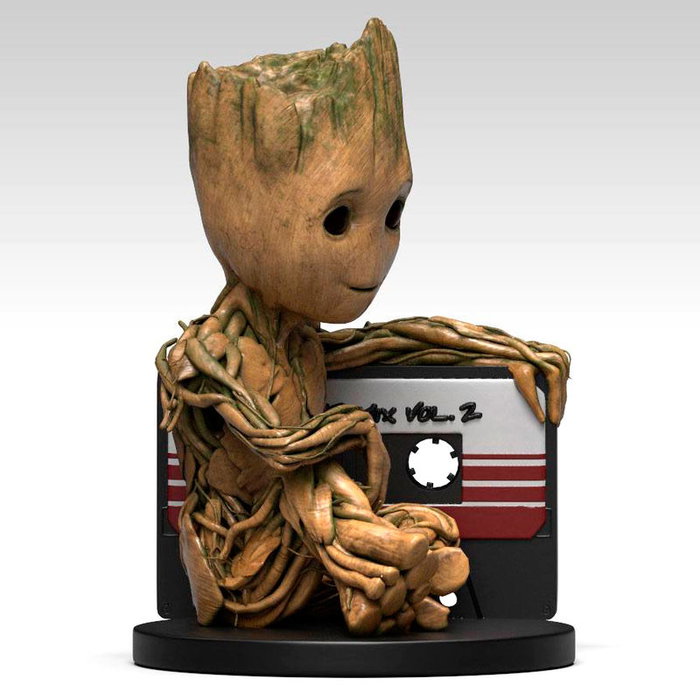 SEMIC STUDIO Figure Tirelire Baby Groot Cassette Gardiens de la Galaxie 2 Marvel - 17cm - PVC