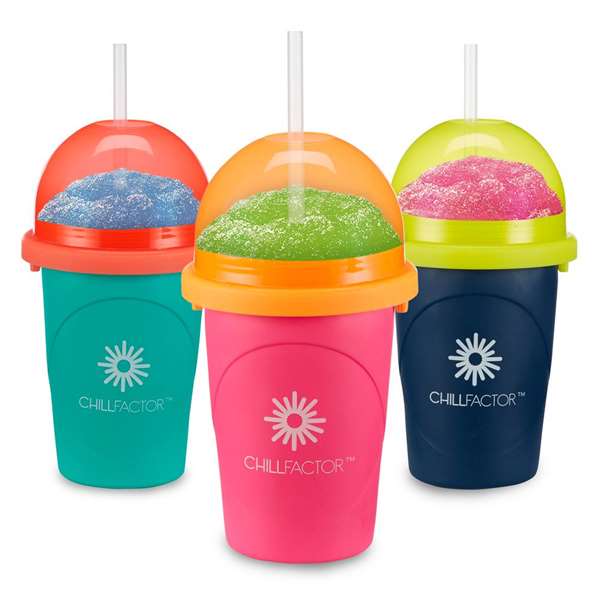 Bandai Chillfactor - Machine à granité (pour congeler et presser) - 10,5 x 10,5 x 18,8 cm - Modèles assortis