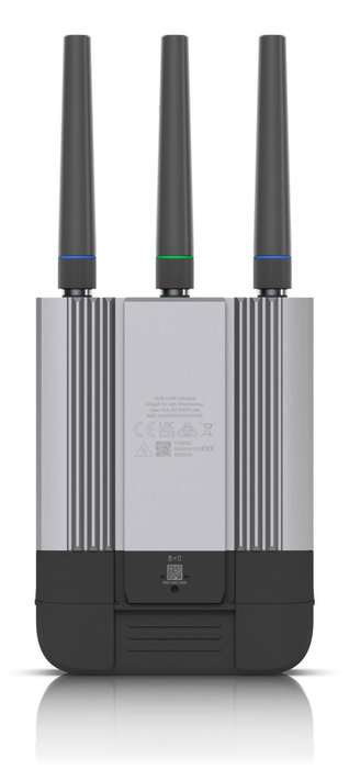 Ubiquiti Mobile Router Industrial Routeur Mobile LTE Cat 4 WiFi avec 2 Ports GbE RJ45, PoE, GPS, pour Applications IoT Intérieur/Extérieur Ubiquiti Mobile Router Industrial Routeur Mobile LTE Cat 4 WiFi avec 2 Ports GbE RJ45, PoE, GPS, pour Applications IoT Intérieur/Extérieur