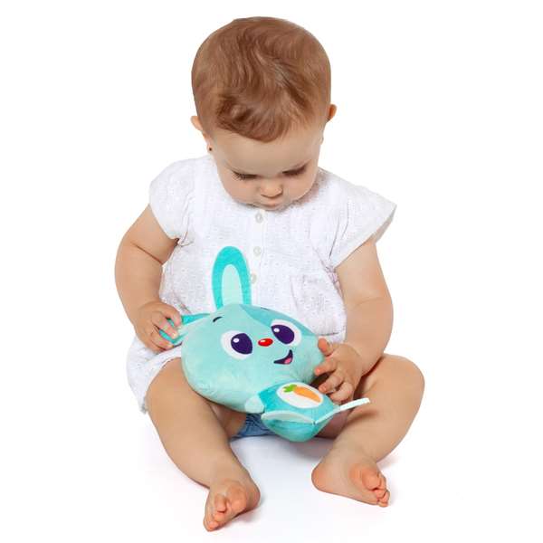 Molto Baby Bunny - Peluche lumineuse avec son et lumière pour bébé dès 6 mois - 7.5 cm - Fonctionne avec piles incluses Molto Baby Bunny - Peluche lumineuse avec son et lumière pour bébé dès 6 mois - 7.5 cm - Fonctionne avec piles incluses