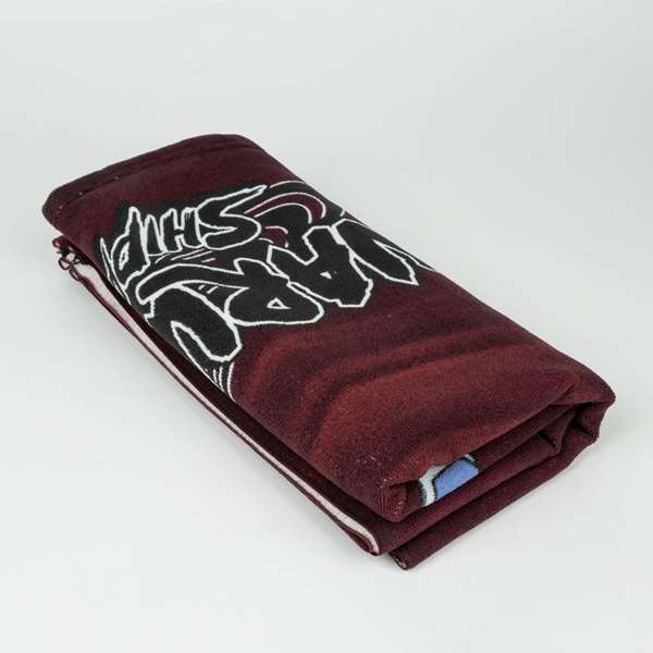 Cerdá - Serviette en Microfibre Naruto - 70 x 140 cm - Tissu Ultra-Absorbant - Pour Enfants (2-8 ans) - Couleur Rouge Foncé