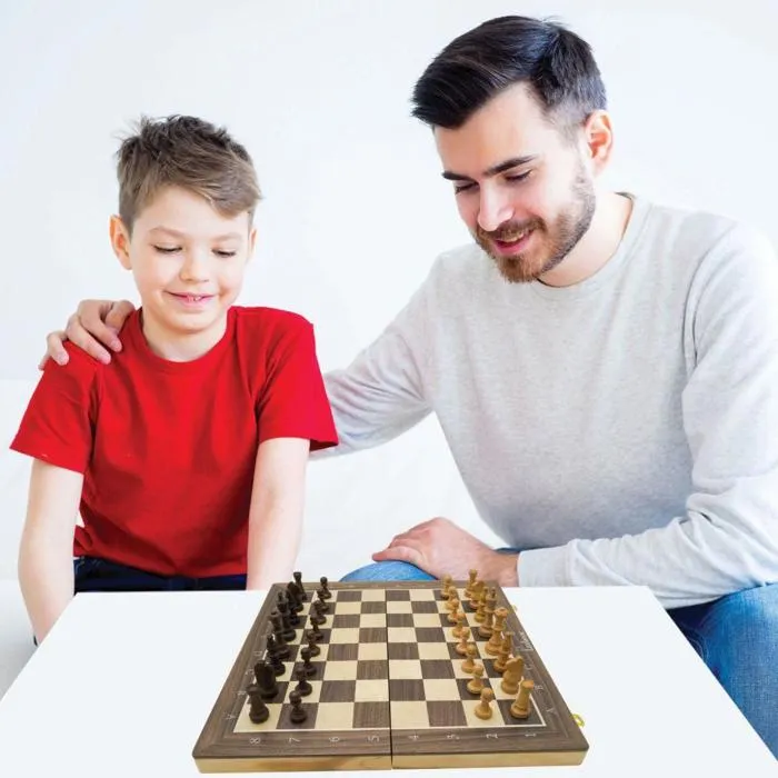 Lexibook Jeu d'échecs Chessman Classic Pliable Magnétique en Bois verni Lexibook Jeu d'échecs Chessman Classic Pliable Magnétique en Bois verni