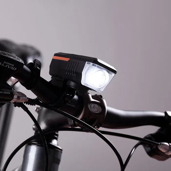 Luz Lampe Vélo Avant LED Puissante 45 Lux, Recharge USB, 3 Niveaux de Puissance, Autonomie 300min, Anti-éblouissement, Montage Facile Sans Outils