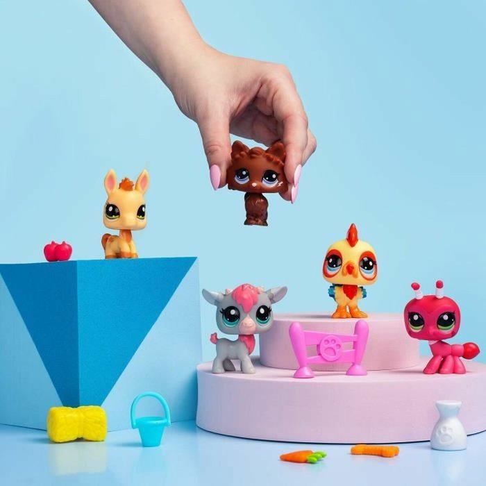 Bandai Littlest Pet Shop Collector Set Thème de la ferme avec 5 animaux et accessoires