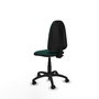 Chaise de bureau Aýna avec mécanisme de contact permanent de base, rembourrée de simili cuir vert bouteille. Équipée d'une base en polyamide noir, sans accoudoirs et de roulettes en nylon de 50 mm.