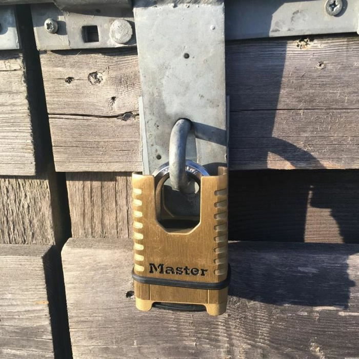 Master Lock M1177EURD Cadenas à Combinaison en Laiton Massif Master Lock M1177EURD Cadenas à Combinaison en Laiton Massif