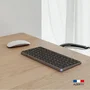 Mobility Lab Clavier sans fil triple Bluetooth et récepteur USB 2.4 GHz KP430W AZERTY compact avec touches plates et raccourcis multimédia, jusqu'à 29 jours d'autonomie