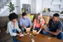 Bizak Jeu Interférences - Jeu de société pour toute la famille basé sur le classique Téléphone Fou, Version Espagnol