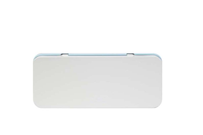 Markwins - Étui métallique Frozen avec brillants à lèvres - 6 brillants à lèvres et 3 brillants crème avec applicateurs - Boîte réutilisable 8x18 cm Markwins - Étui métallique Frozen avec brillants à lèvres - 6 brillants à lèvres et 3 brillants crème avec applicateurs - Boîte réutilisable 8x18 cm