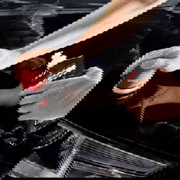 Sonax SX02961000 Polisseur + Cire Noire 500 mL