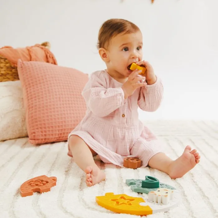 Sophie La Girafe - Puzzle d'éveil premier âge Mon Premier Puzzle - 8 pièces en caoutchouc naturel