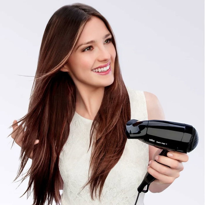 Braun Satin Hair 1 HD130 BRHD130E - Sèche-cheveux de voyage compact noir - 1000 W Braun Satin Hair 1 HD130 BRHD130E - Sèche-cheveux de voyage compact noir - 1000 W