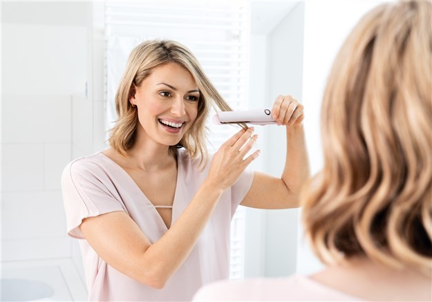 Beurer HS-20 Planche à cheveux sans fil avec batterie, portable avec capot protecteur résistant à la chaleur