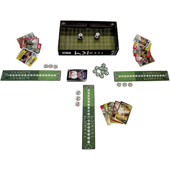 Asmodee Team KM - Jeu de société en français, jeu de cartes et de dés sur le football