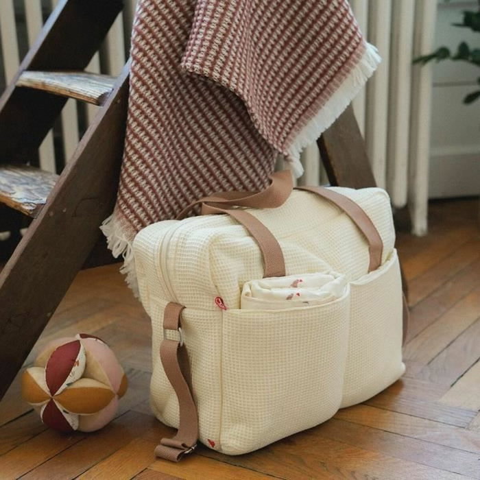 Domiva Sac à langer Maternity Love avec matelas nomade et waterproof Domiva Sac à langer Maternity Love avec matelas nomade et waterproof