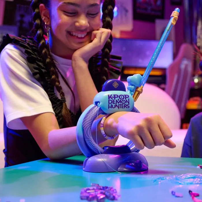 Spin Master Cool Maker K-Pop Demon Hunters Atelier de Bracelets Heishi
